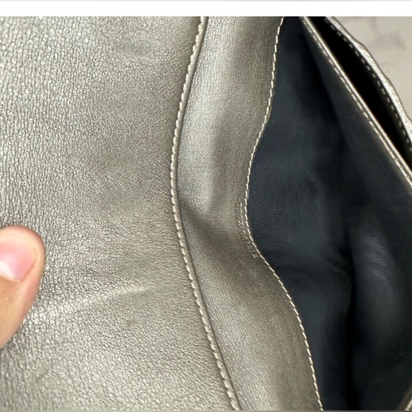 Gucci Long Leather Wallet - Picture 12 of 14